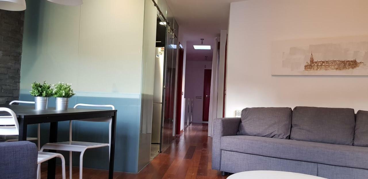 Santa Ursula 2 Dormitorios Parking Publico Por Horas A 50 M 18 Euros Dia 톨레도 외부 사진